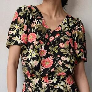 LC Lauren Conrad Womens XL Top Blouse Short Sleeve Floral Flutter Sleeve V Neck
